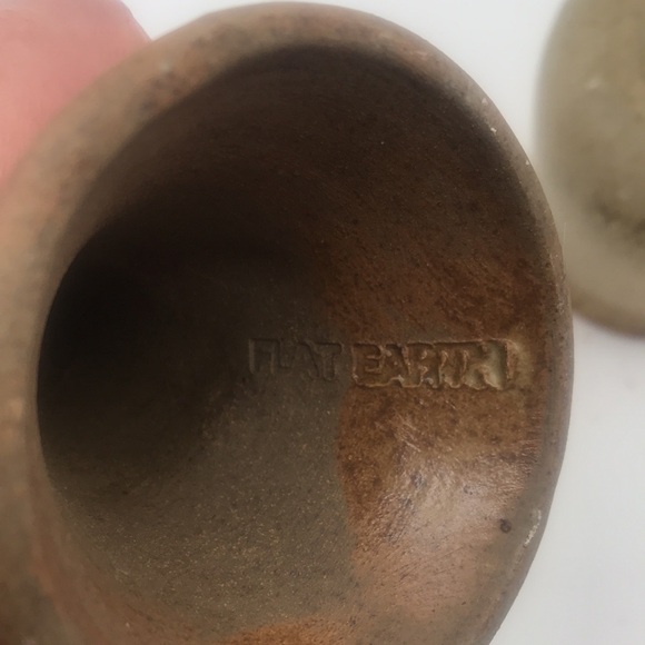 VTG Michael Schyler Flat Earth Set of 2 Art Pottery Goblets - Picture 9 of 13